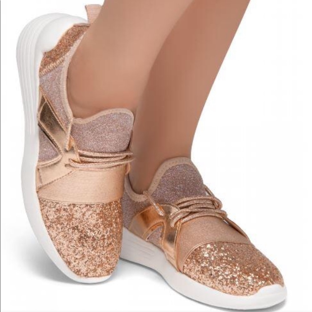 “Karlie” glitter lace up sneakers